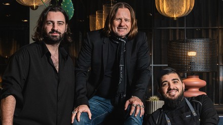 Ariel Schiff zusammen mit Henry Agadschanjan und Shimon-Peretz