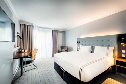 Ein großes Bett für erholsamen Schlaf. (Foto: © Premier Inn)