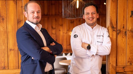 Gastgeber-Duo im Schlosskeller Südsteiermark: André Frauwallner (links) und Haubenkoch  Markus Rath (rechts)