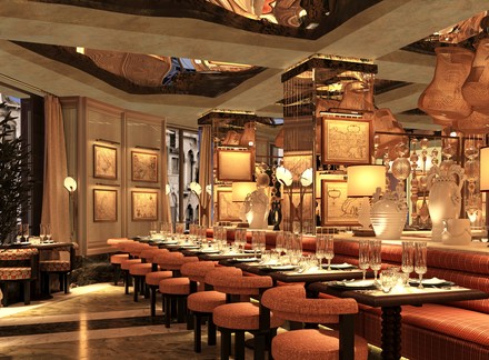 Das Innendesign des Hotels wurde von Lázaro Rosa Violán (Barcelona) entworfen.