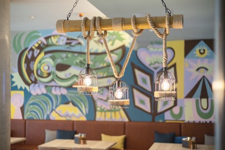 Die eingesetzten Farben im "the niu Yen" schaffen ein angenehm maritimes Urlaubsfeeling. (Foto: © the niu Yen)