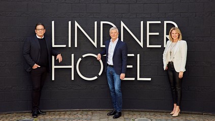 Frank Lindner (CTO), Arno Schwalie (CEO) und Stefanie Brandes (COO)