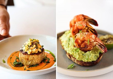 Links: Blackened Crab Cakes mit Mais-Salsa und gerösteter Tomatensauce vom Ember; Rechts: Oceania Signature Avocado Toast mit mexikanisch gewürzten Shrimps auf rustikalem Bauernbrot vom Aquamar Kitchen (Foto: © Oceania Cruises)