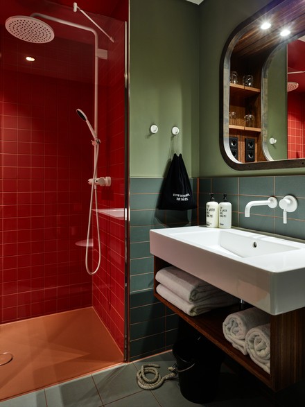 Badezimmer im 25hours Hotel HafenCity