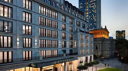 Das Sofitel Frankfurt Opera verwandelt sich erneut in eine Kunstgalerie.