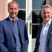 Gisbert J. Kern, neuer General Manager des Hotel Schloss Reinhartshausen (rechts) zusammen mit  Matthias Tepel,  Business Development Manager (links).