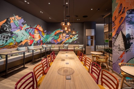 Das Restaurant des neuen IntercityHotels Karlsruhe