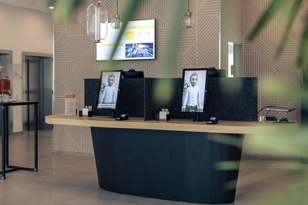 Kiosk Check-In im Ghotel hotel und living in Bochum (Foto: Roland Fechter)