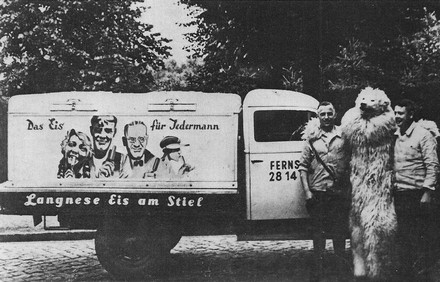 Für das „Eis am Stiel“ im Einsatz: Ein historischer Eiswagenvon Lagnese