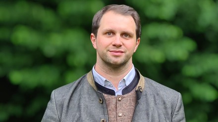 Florian Panholzer ist für die Neuerungen im Hotel Zugspitze verantwortlich. (Foto: © Hotel Zugspitze)