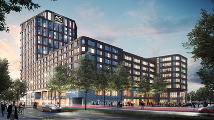 Ein Hotekomplex bei Nacht