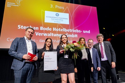 Der 3. Preis ging an „Circular Living – das nachhaltige Hotelzimmerkonzept“ der Stephan Bode Hotelbetriebs- und Verwaltungs-GmbH. (Foto: © DTV/Jan Sobotka)