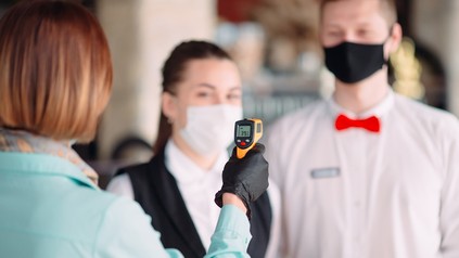 Ein Corona-Test in einem Restaurant