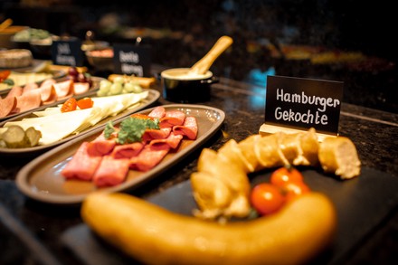 Frühstück im neuen Hotel Cloud One in Hamburg