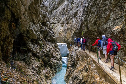 Wanderung durch den Höllentalklamm