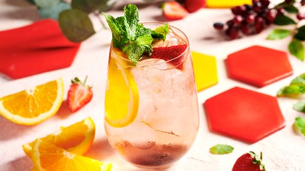 Zu Beginn des „La Feria"- Brunch erhalten Gäste ein Begrüßungsgetränk.