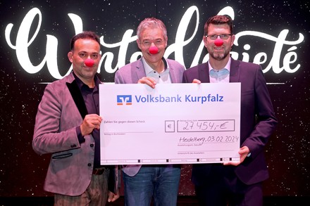 Der Scheck auf der Veranstaltung WinterVariete