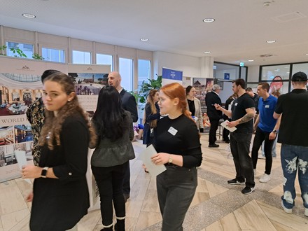 Besucher auf der HOGA-Connect