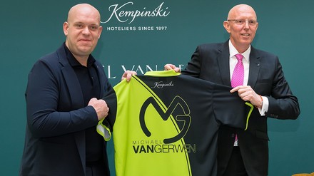 Michael van Gerwen und René Nijhof