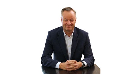 Karsten Jeß, Gründer von KAJ Hotel Networks (Foto: © KAJ Hotel Networks)