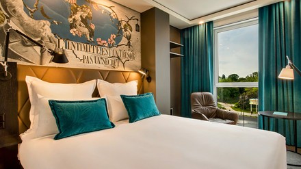 Ein Gästezimmer der Hotelgruppe Motel One. (Foto: © Motel One)