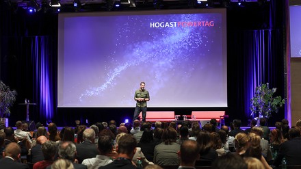 Mehr als 300 Teilnehmer wohnten dem HOGAST-Powertag 2024  bei.