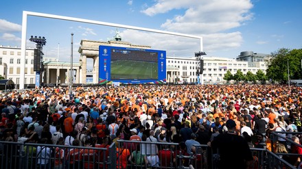 Public Viewing am Brandenburger Tor