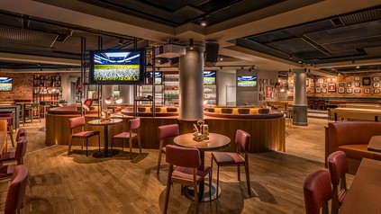 Champions Restaurant & Bar