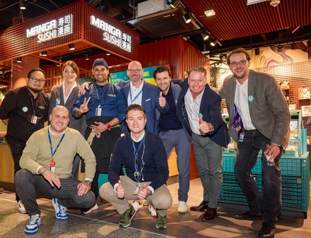 v.l.n.r.: Bishwav Rai, Valerio Silva, Maike Hennel, Alex Bellana, Peter Gerhard, Christian Kästner, Sascha Gallinat, Jochen Halfmann, Benjamin Keuchel (alle Lagardère)