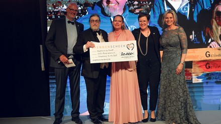 Scheckübergabe an den „Gesucht – gefunden Sylt Förderverein e.V.“