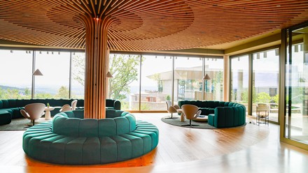 Lobby des Hotels Wald.Weit Rheingau