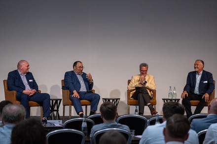 Oliver Frosch, Ramin Homayouni, Carsten Zellner und Michael Freitag