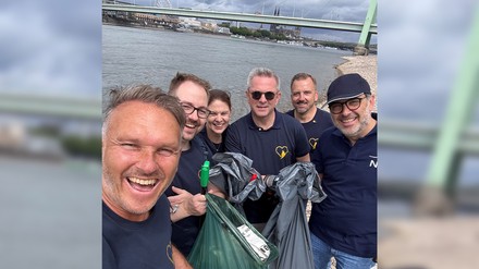 Rüdiger Schild (GM Novotel Frankfurt City), Lars Paschold (Umweltbeauftragter Novotel Frankfurt City), Sarah Rinke (GM Novotel Köln City), Olaf Schneider (GM Novotel Aachen City), Sebastian Kelb (Umweltbeauftragter Novotel Köln City) und Yilmaz Turhal (GM Novotel Düsseldorf City West)