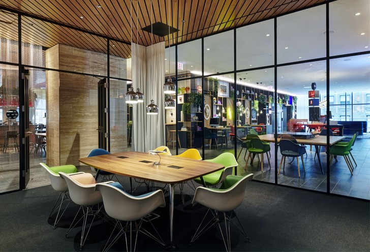 Meeting-Raum im citizenM in Chicago Downtown