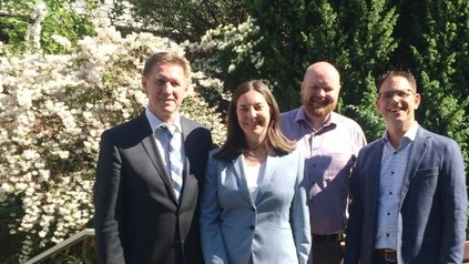 Martin Bosch, Christian Heinsdorf und zwei weitere Würdenträger