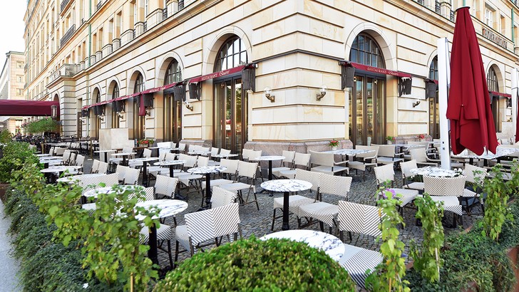 Brasserie Quarré von außen