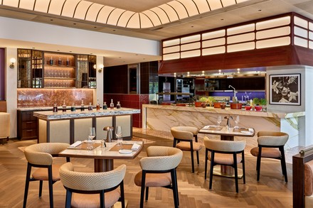 Innenraum Midtown Grill mit Showküche