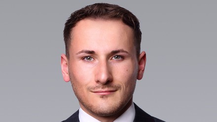 Porträt von Sebastian Hoffmann, Associate Director Hotel bei Colliers