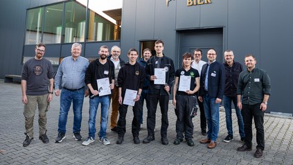 Teilnehmer und Prüfungskommission der Deutschen Meisterschaft im Brauer- und Mälzer-Handwerk 2025