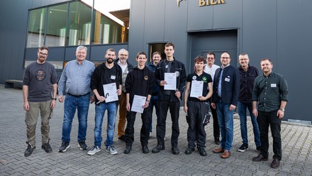 Teilnehmer und Prüfungskommission der Deutschen Meisterschaft im Brauer- und Mälzer-Handwerk 2025