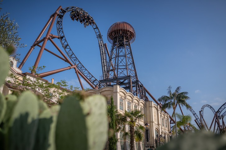 Multi Launch Coaster Voltron Nevera