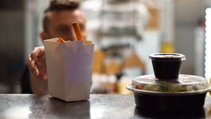 Lebensmittel in Verpackungen