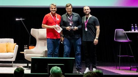 Christian Müller (CPO), Jochen Emig (CEO) und Otto Lindner (IHA-Vorsitzender)