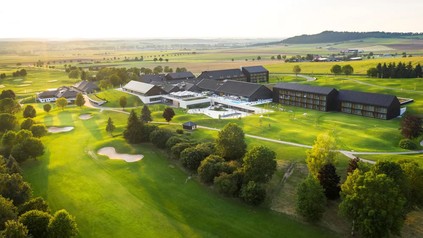 Drohnenaufnahme vom Öschberghof in Donaueschingen