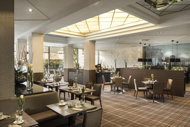 Frühstücksbereich des Radisson Blu Hotel & Conference Centre, Salzburg