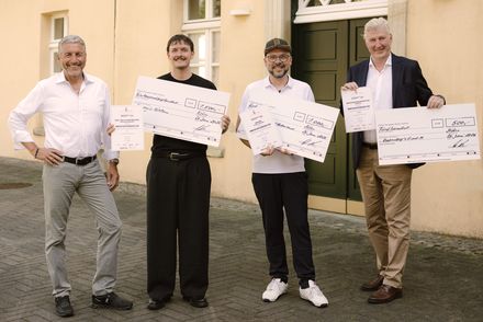 Die anwesenden Gewinner und Jury-Mitglieder des Awards der Gastfreundschaft 2026