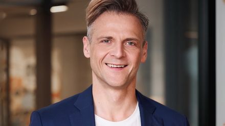 Dr. Marcel Klinge