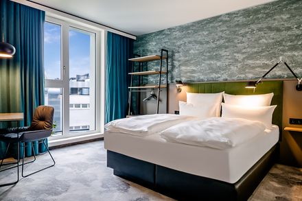 Zimmer im Motel One Koblenz
