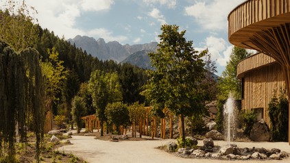Außenansicht LaPosch Resort in Tirol