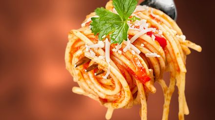 Spaghetti auf Gabel